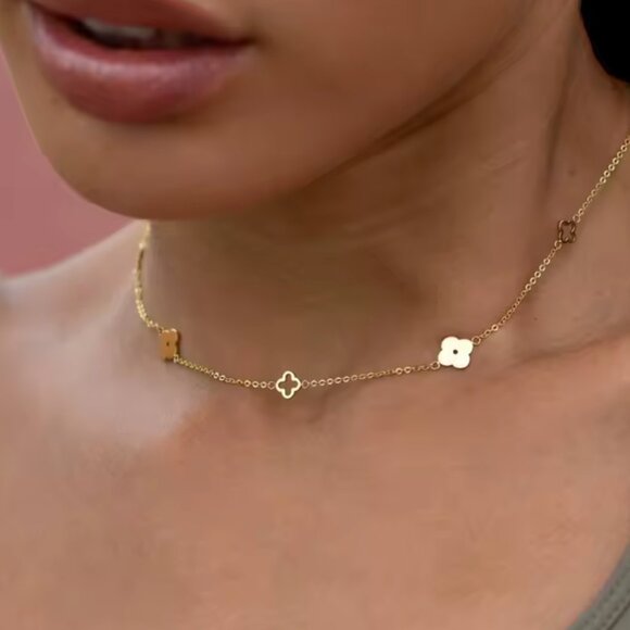 14K Gold Filled Four Leaf Clover Necklace - Picture 1 of 4